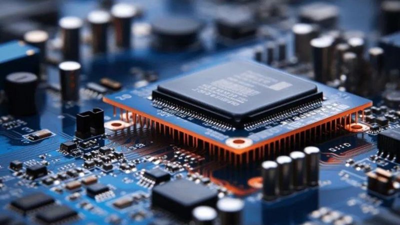 光刻胶：半导体制造中的隐形冠军